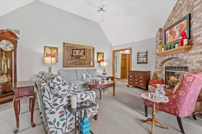 625 S Stonehedge Dr #A, Brookfield, WI 53045 - Photo 17