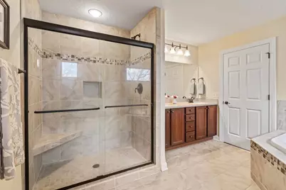 1707  Coldwater Creek Dr, Waukesha, WI 53188 - Photo 41