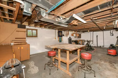 1802 N 72nd St, Wauwatosa, WI 53213 - Photo 35