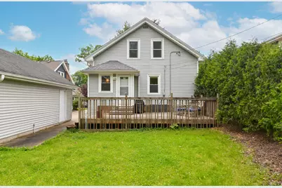 1802 N 72nd St, Wauwatosa, WI 53213 - Photo 41