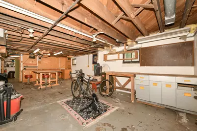 1802 N 72nd St, Wauwatosa, WI 53213 - Photo 37