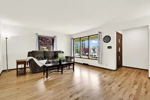 18115 Bolter Ln, Brookfield, WI 53045 - Photo 3