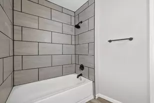 1529 Thurston Ave, Racine, WI 53405 - Photo 21