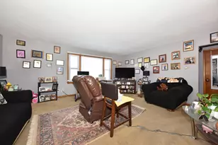 8221 W Villard Ave, Milwaukee, WI 53218 - Photo 11