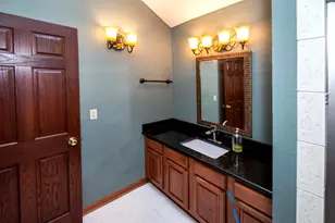 19065 Hi View Dr, Brookfield, WI 53045 - Photo 25