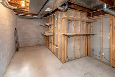 19065  Hiview Dr #2, Brookfield, WI 53045 - Photo 33