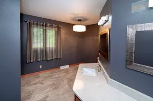 19065 Hi View Dr, Brookfield, WI 53045 - Photo 17