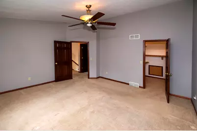 19065  Hiview Dr #2, Brookfield, WI 53045 - Photo 29