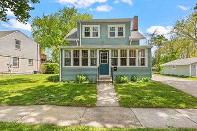 29 S Locust St, Oconomowoc, WI 53066 - Photo 1