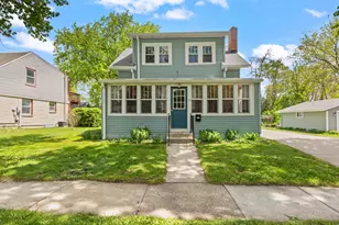 29 S Locust St, Oconomowoc, WI 53066 - Photo 1
