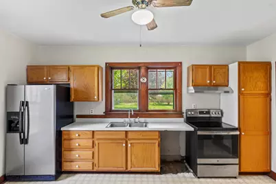 29 S Locust St, Oconomowoc, WI 53066 - Photo 17
