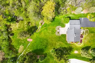 N68W15321 Prudence Dr, Menomonee Falls, WI 53051 - Photo 29