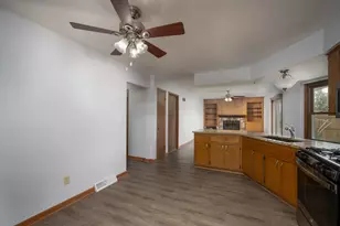 3812 W Jodi Pl, Franklin, WI 53132 - Photo 15