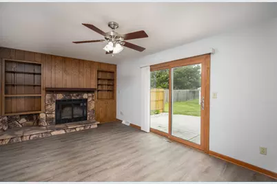 3812 W Jodi Pl, Franklin, WI 53132 - Photo 11