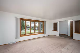 3812 W Jodi Pl, Franklin, WI 53132 - Photo 7
