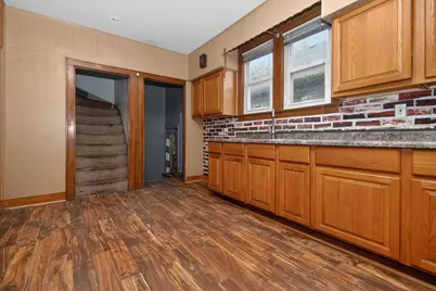 2454 N 49th St, Milwaukee, WI 53210 - Photo 13