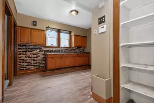 2454 N 49th St, Milwaukee, WI 53210 - Photo 11