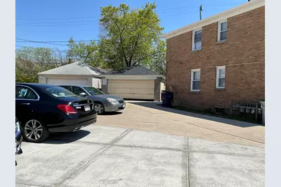 6050 W Appleton Ave, Milwaukee, WI 53210 - Photo 15