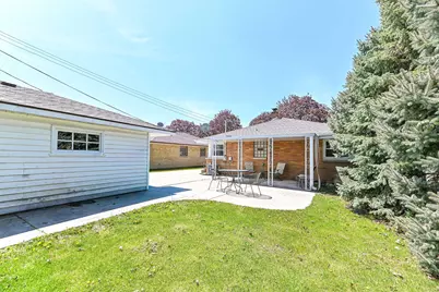 3168 S 71st St, Milwaukee, WI 53219 - Photo 33