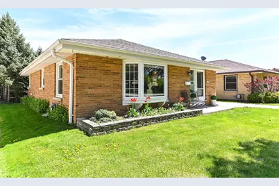 3168 S 71st St, Milwaukee, WI 53219 - Photo 3