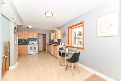 3168 S 71st St, Milwaukee, WI 53219 - Photo 7