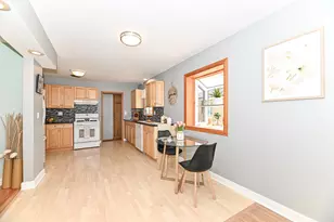 3168 S 71st St, Milwaukee, WI 53219 - Photo 7