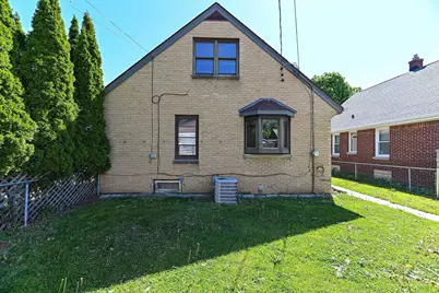 3015 N 87th St, Milwaukee, WI 53222 - Photo 29