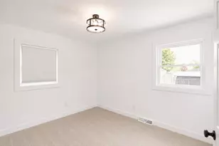 4621 39th Ave, Kenosha, WI 53144 - Photo 17