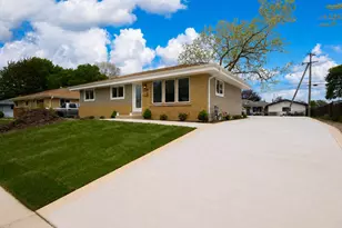 4621 39th Ave, Kenosha, WI 53144 - Photo 1