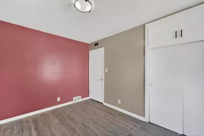 3753 E Whittaker Ave, Cudahy, WI 53110 - Photo 15