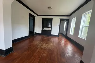 2956 N Palmer St, Milwaukee, WI 53212 - Photo 3