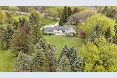 4050  Sleeping Dragon Rd, West Bend, WI 53095 - Photo 41