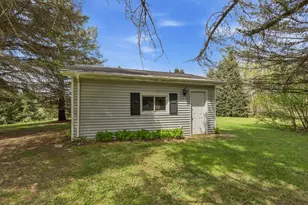 4050 Sleeping Dragon Rd, West Bend, WI 53095 - Photo 37