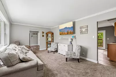 5530  Beaver Dam Rd, Wayne, WI 53090 - Photo 5