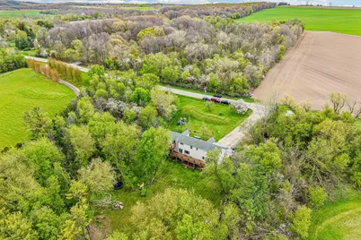 5530  Beaver Dam Rd, Wayne, WI 53090 - Photo 3