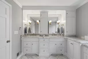 10539 N Haddonstone Pl, Mequon, WI 53092 - Photo 13