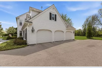 10539 N Haddonstone Pl, Mequon, WI 53092 - Photo 33