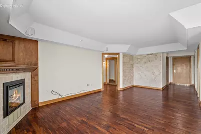 415 N Lake St #702, Port Washington, WI 53074 - Photo 7