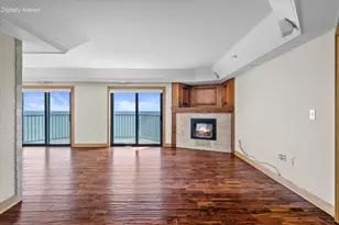 415 N Lake St, Port Washington, WI 53074 - Photo 9