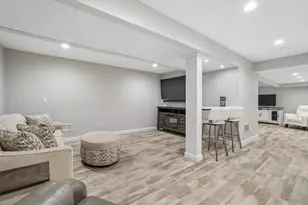 W176S7494 Harbor Cir, Muskego, WI 53150 - Photo 47