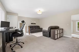 2028 Hillside Ct, Delafield, WI 53018 - Photo 35