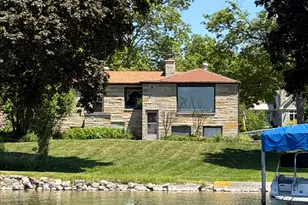 2717 Ridley Rd, Delafield, WI 53029 - Photo 11