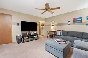 1180 Dorchester Dr, Oconomowoc, WI 53066 - Photo 15