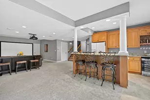 6140 S Conservancy Dr, New Berlin, WI 53151 - Photo 13