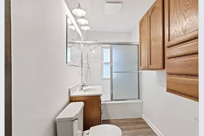 3779 S Pennsylvania Ave, Saint Francis, WI 53235 - Photo 5