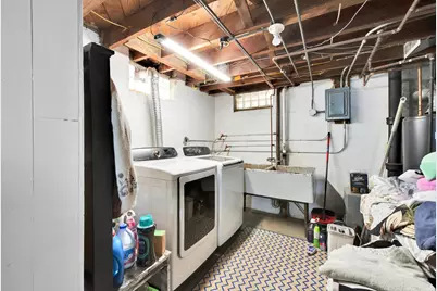 3725 S Logan Ave, Milwaukee, WI 53207 - Photo 15