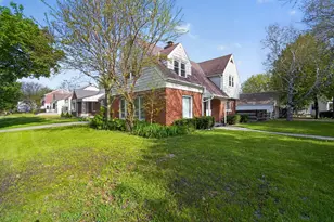 3806 W Hope Ave, Milwaukee, WI 53216 - Photo 3