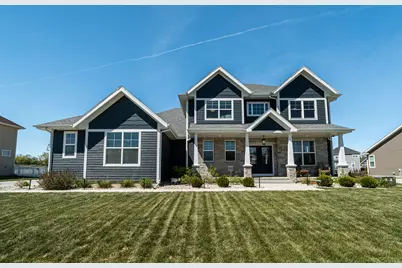 7852 W Preserve Pkwy, Mequon, WI 53097 - Photo 1