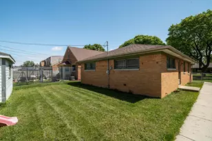 4861 N 66th St, Milwaukee, WI 53218 - Photo 19