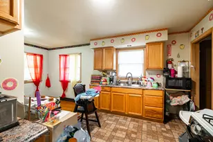 4861 N 66th St, Milwaukee, WI 53218 - Photo 9